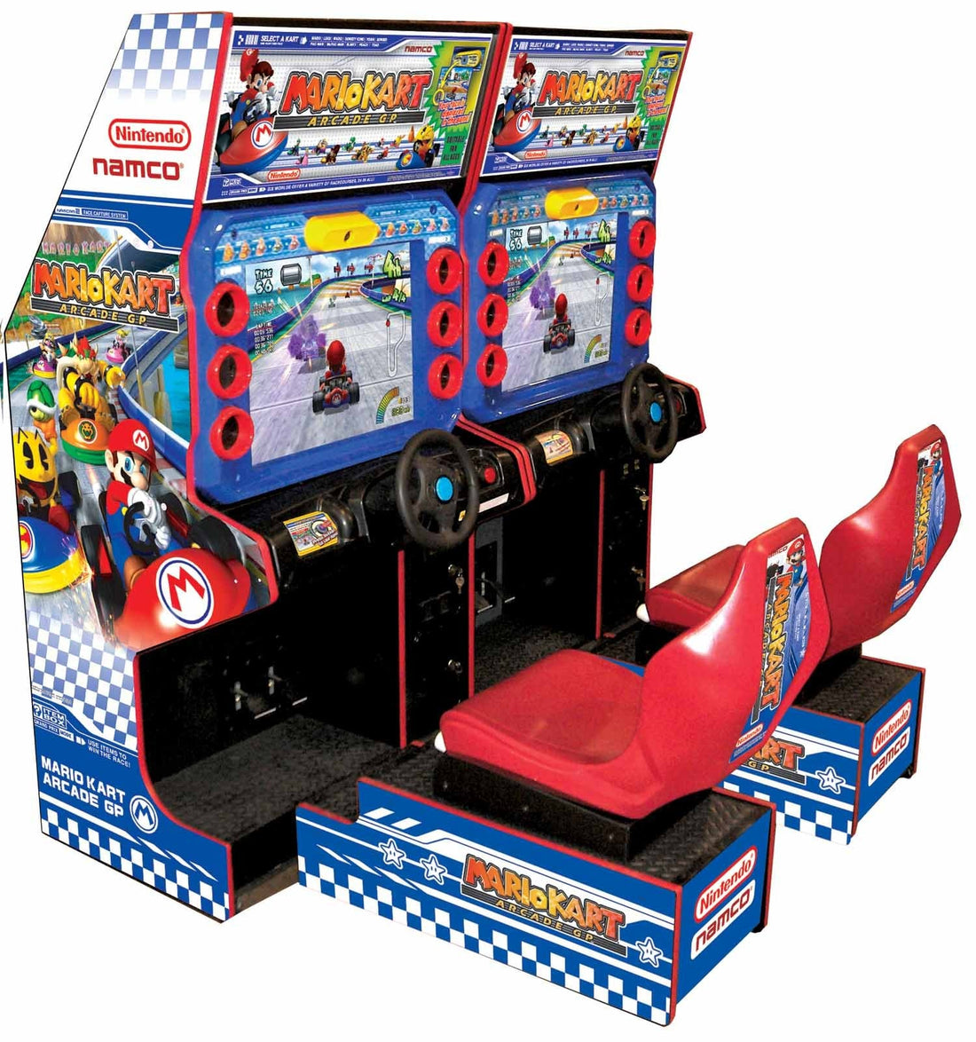 Les deux bornes d'arcade jumelles de Mario Kart Arcade GP, volant et siège rouge