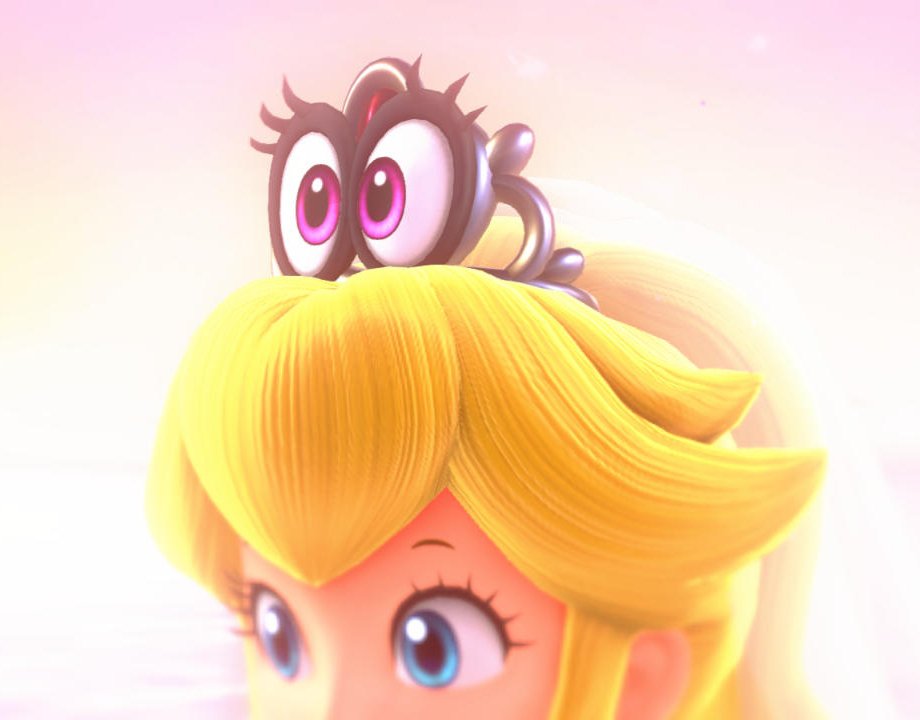 Tiara, chapeau-couronne aux grands yeux, posée sur la tête de la princesse Peach